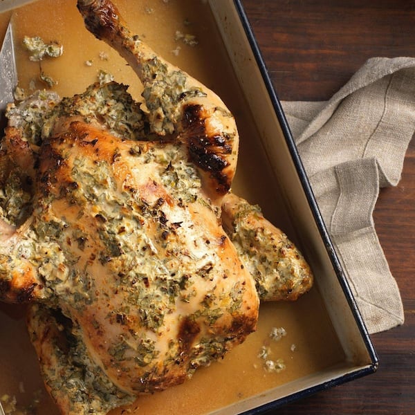 Brathuhn, Brathendl, Brathenn, Kräuter, Saft, Messer, Rein, Geschirrtuch, Servus Rezept