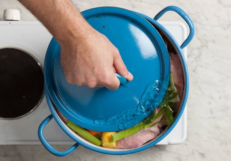 Topf, Kalbsbeuschel, Gemüse, Herd, Hand