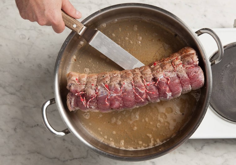 Braten, Topf, Messer, Hand, Bratensaft