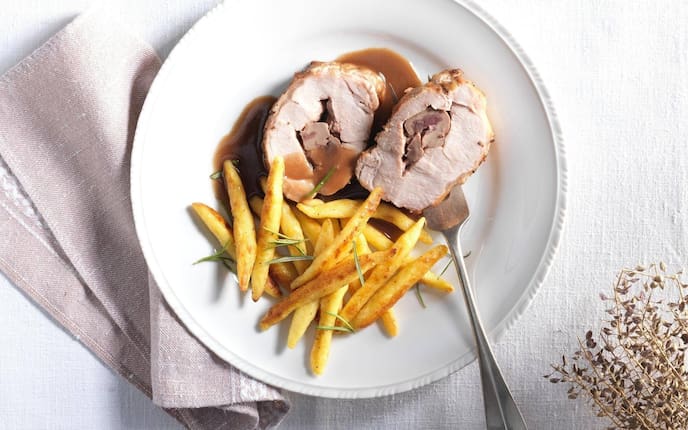 Braten, Kirchtagsbraten, Nudeln, Saft, Rosmarin, Hauptspeise, Servus Rezept