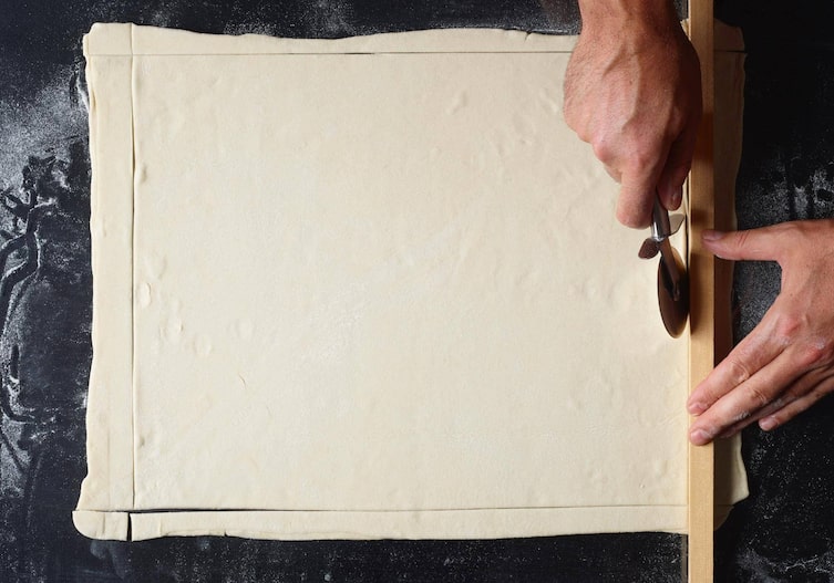 Blätterteig, Teigroller, Holzlineal