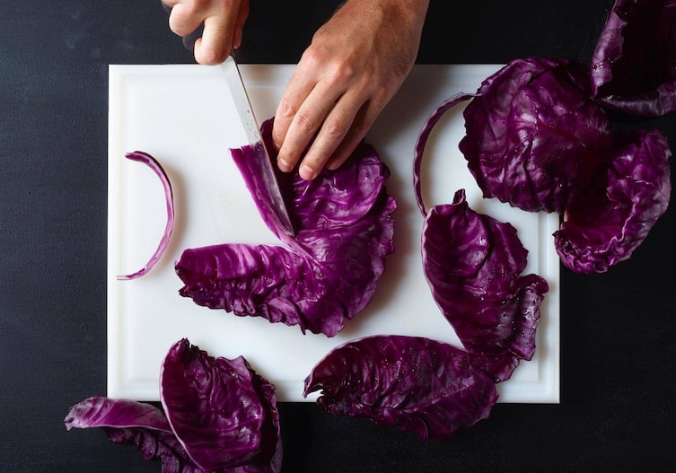 Rotkraut, Blätter, Brett, Messer