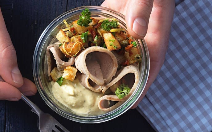 gekochtes Fleisch, Rindfleisch, Kalbfleisch, Creme, Röstbrot, Hauptspeise, Servus Rezept