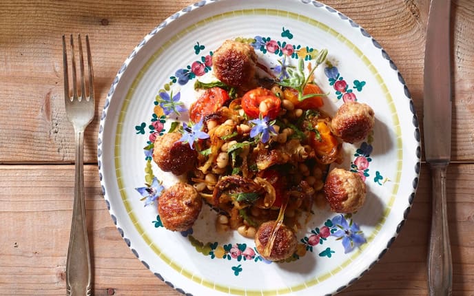 Faschierte Bällchen, Bohnen, Tomaten, Borretsch, Hauptspeise, Servus Rezept