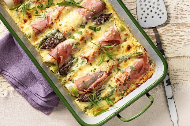 Überbackener Spargel - 1:15 h - Rezept - Servus