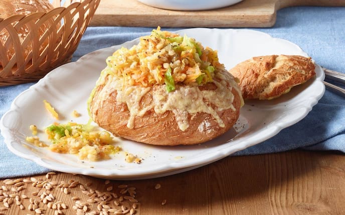 Wachauer Weckerl, Einkorngemüse, Käse, Servus Rezept