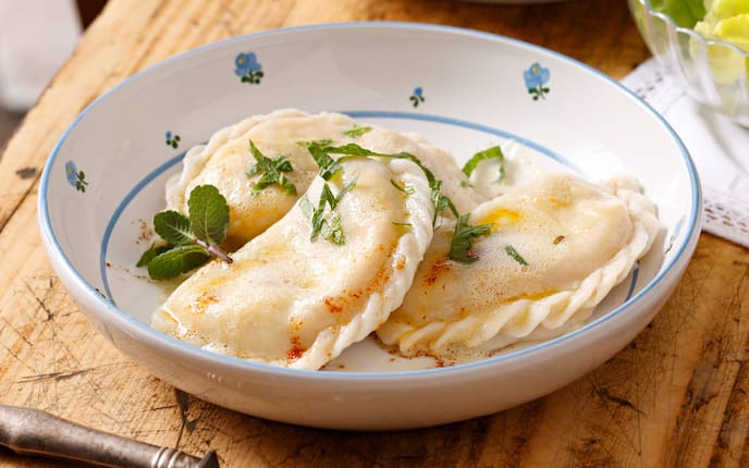 Kasnudeln, Schüssel, Salat