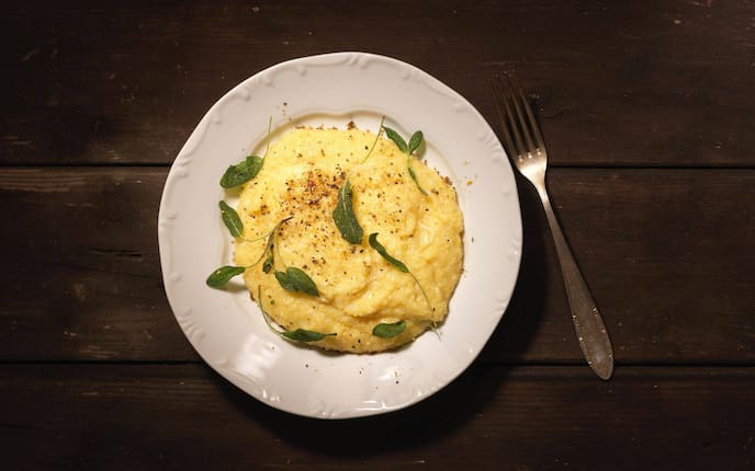Orangenpolenta mit Bierkas und Salbei, Polenta, vegetarisch, Hauptspeise, Servus Rezept