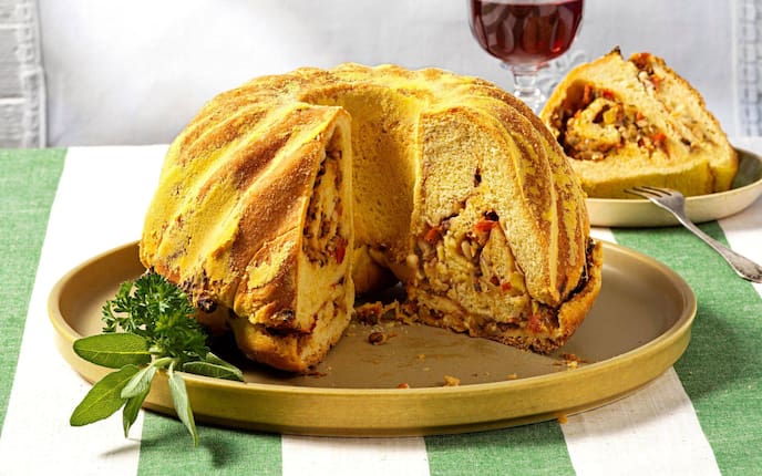 Reindling, Reinling, Paradeiserfüllung, Pinienkerne, Salbe, Kräuselpetersilie, Glas Rotwein, Hauptspeise, vegetarisch, Servus Rezept