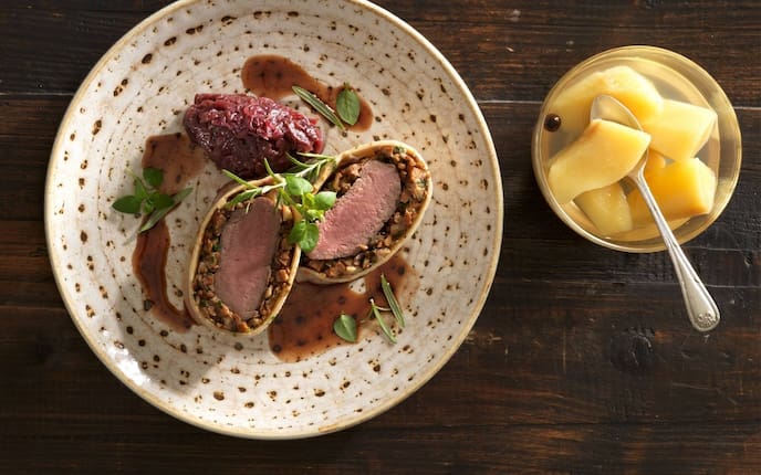 Maroni, Rehrücken, Palatschinken, Servus, Rezept