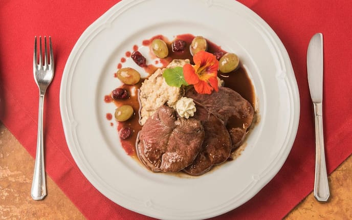 Rehschnitzel, Weintrauben, Sauce, Wild, Risotto, Hauptspeise, Servus Rezept