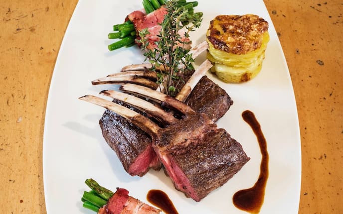 Lammkrone, Grüne Bohnen, Speck, Kartoffel, Lamm, Fleisch, Sauce