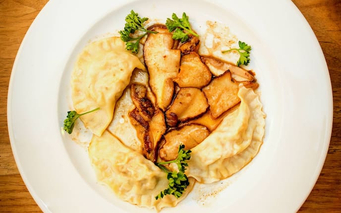 Steinpilze, Teigtascherl, Wildschwein, Petersilie