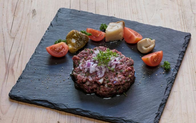 Rehtatar, Tatar, Tomatenspalten, Schwammerl, Pilze, Steinpilz, Vorspeise, Hauptspeise, Servus Rezept