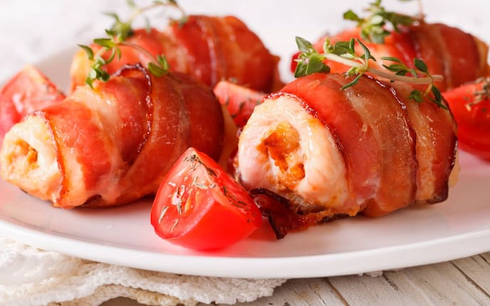 Hendlbrust im Schinkenmantel (Foto: Mauritius Images)