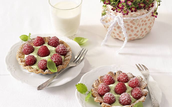 Himbeer-Kräuter-Torteletts (Bild: Eisenhut & Mayer)
