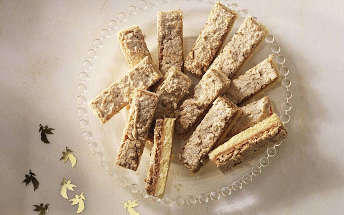 Weihnachtskekse, Weihnachtsplätzchen, Kekse, Plätzchen, Mürbteig, Haselnüsse, Servus Rezept