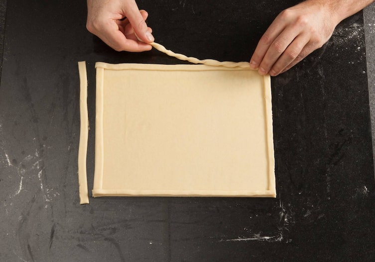 Blätterteigtarte, Rüben, Blätterteig, Hände