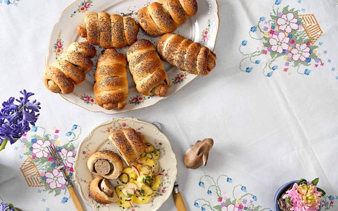 Weisswurst im Mohnflesserl, Ostern, Osterjause, Kartoffelsalat, Servus Rezept