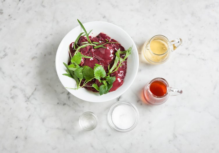 Leber, Apfelsaft, Apfelessig, Salz, Portwein, Minze