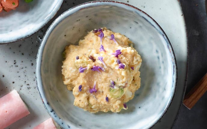 Lavendel-Ei-Aufstrich, Ei, Aufstrich, Fliederblüten, Jause, Servus, Rezept