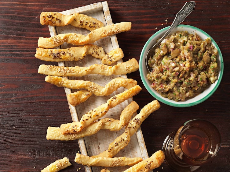 Käsestangerl, Melanzaniaufstrich, Vorspeise, vegetarisch, Rezept