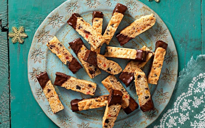 Hausfreunde, Früchte, kandiert, Schokolade, Kekse, Weihnachten, Teller