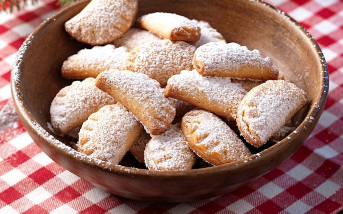 Mostkekese, Kekese, Staubzucker, Schüssel, Nachspeise, Servus Rezept