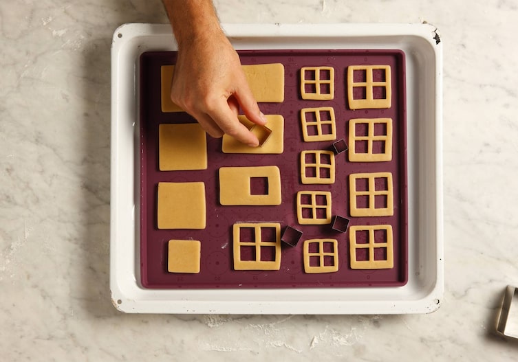 Kekse, Fensterkekse, Hand, Keksausstecher, Backblech, Backfolie, Hand