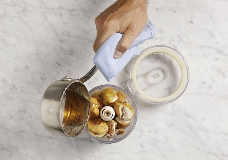 Maroniherzen, Küchen-Cutter, Kochtopf, Sirup