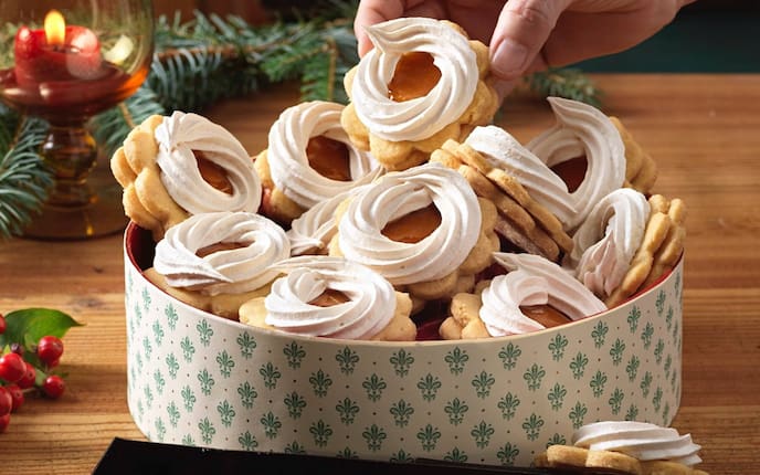 Sonnenkekse mit Schnee, Kekse, Plätzchen, Weihnachtsbäckerei, Weihnachtskekse, Weihnachtsplätzchen, Servus Rezept