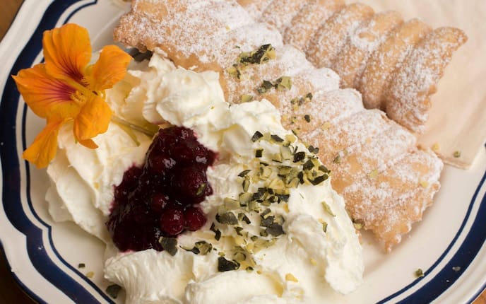 Spagatkrapfen, Kekse, süßes Gebäck, Marmelade, Schlagobers, Kürbiskerne, Nachspeise, Servus Rezept