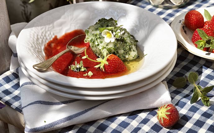 Kräutersorbet (BIld: EIsenhut & Mayer), Rezept, Servus, Erdbeeren