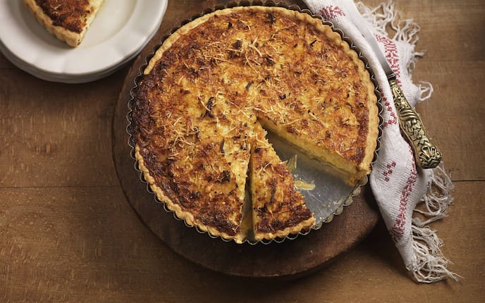 Rezept Krautkuchen mit Bergkäse (Bild: Eisenhut & Mayer)