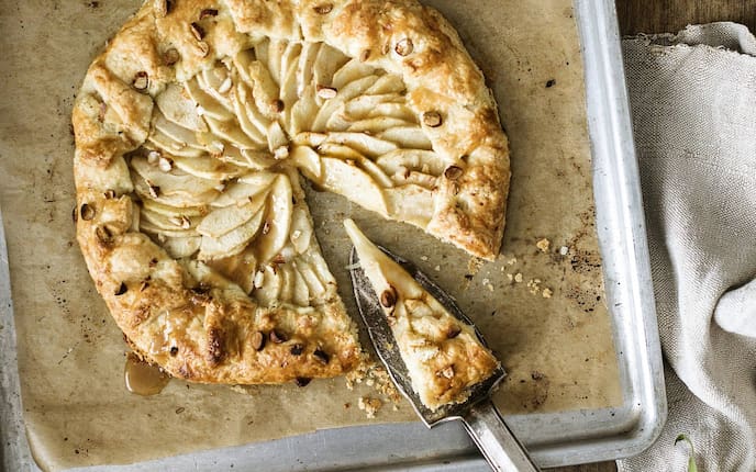 Apfelschlingel, Backpapier, Backblech, Tortenschaufel, Kuchen, backen, Servus Rezept