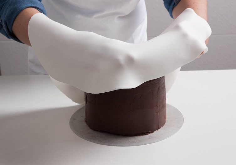 Fondant, Torte, Arme