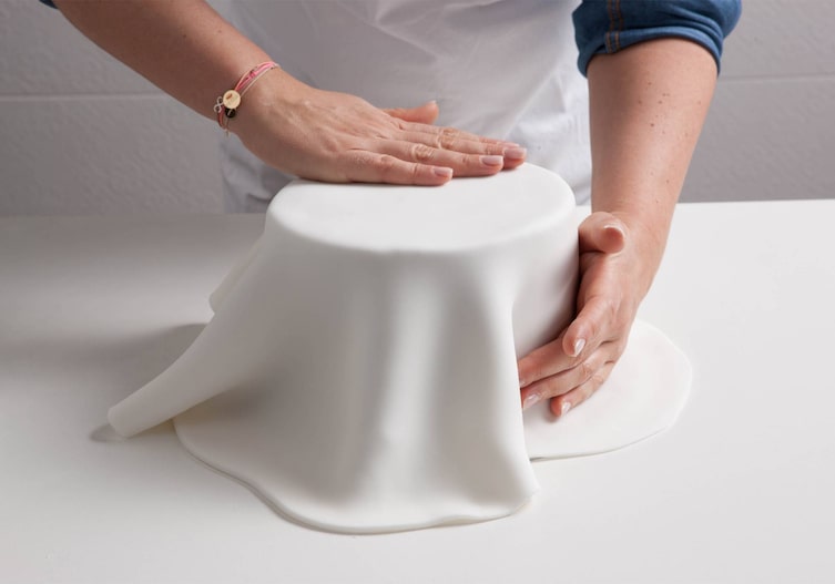 Hände, Torte, Fondant