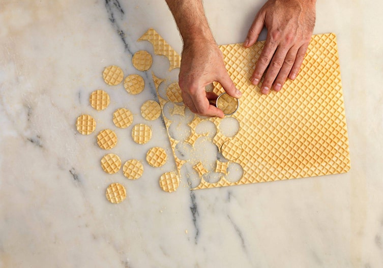 Waffelboden, Keksausstecher