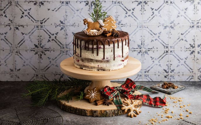 Schoko-Lebkuchentorte, Weihnachten, Weihnachtstorte, Weihnachtskuchen, Lebkuchen, Tannenzweige, Sternanis, Verena Pelikan, Servus Rezept