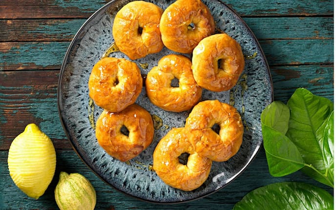 Zitronenringerl, Zitrone, Küchlein, Germteig, Nachspeise, Servus Rezept