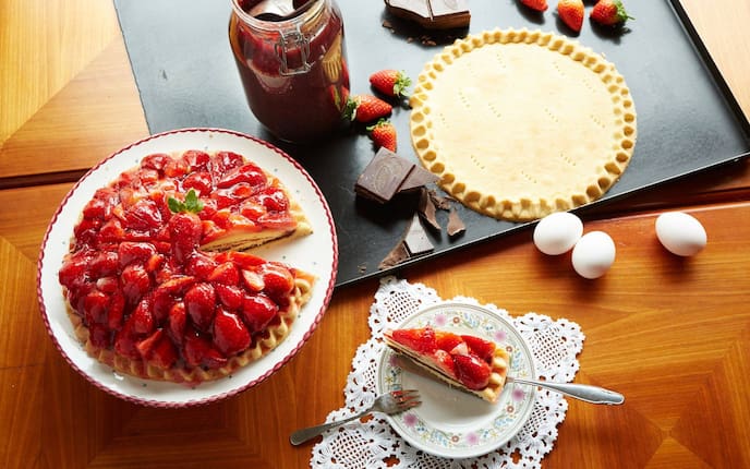 Rezept, Kuppeltorte mit frischen Erdbeeren
