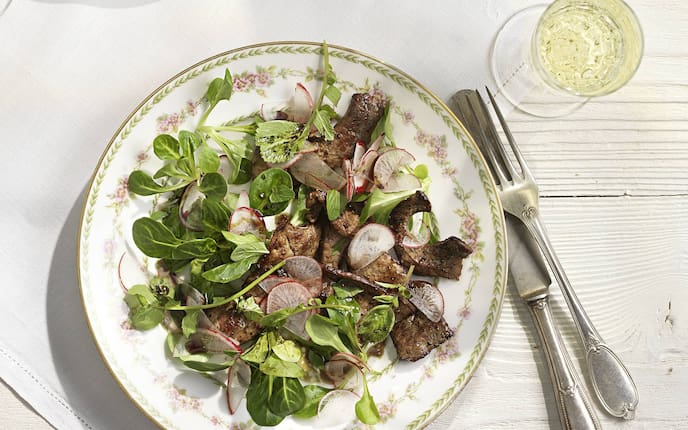 Frühlingssalat mit Lammleber (Bild: Eisenhut & Mayer)