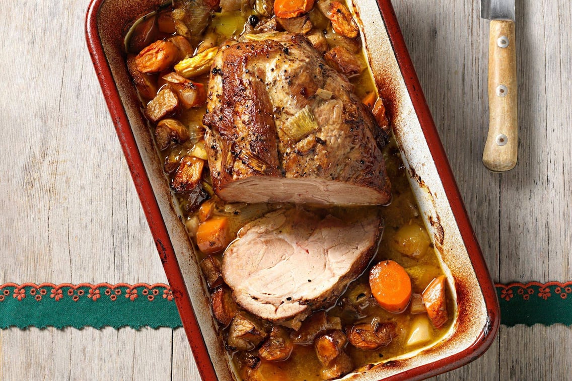 Lavanttaler Mostbraten in einer Rein mit Wurzelgemüse