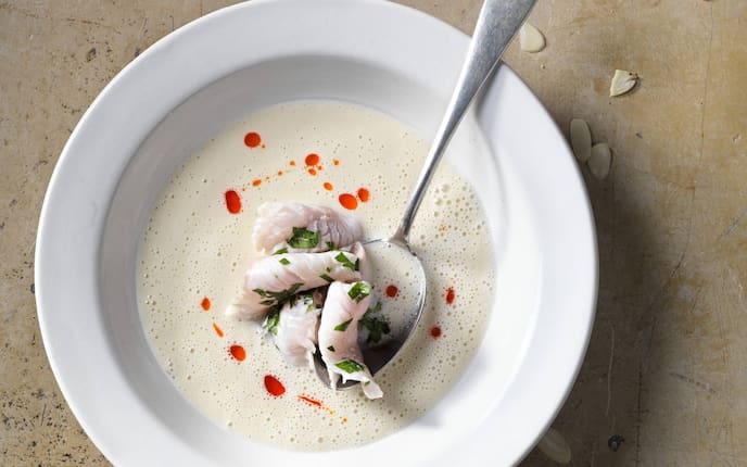 Mandelsuppe, gebeizte Forelle, Servus, Rezept, Vorspeise