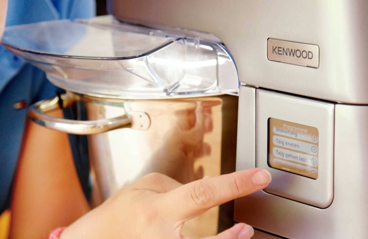 Christina Bauer, Brot backen, Küchenmaschine, Teig kneten