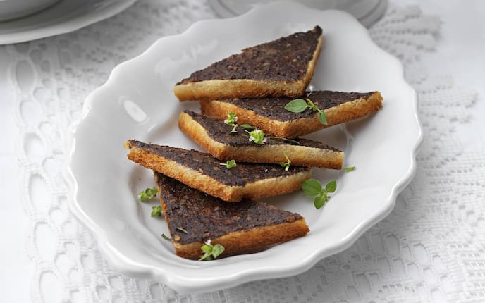 Klassische Milzschnitten, Toastbrot, Kräuter, Suppeneinlage, Suppe, Servus Rezept, Omas Kochbuch