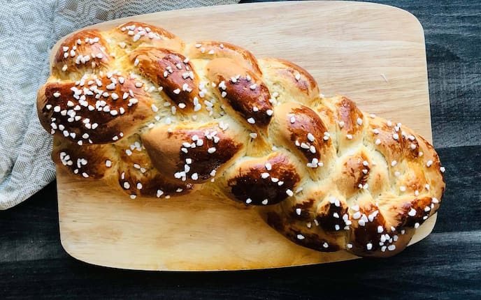 Allerheiligenstriezel, Germgebäck, Jause, Servus Rezept