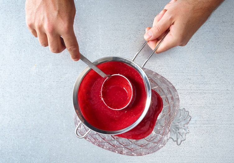 Himbeeren, Sieb, Sirup