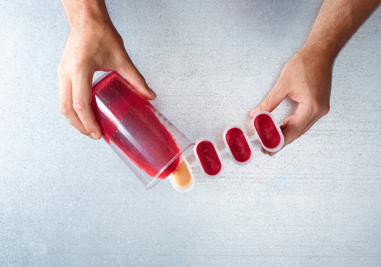 Himbeeren, Himbeerpüree, Kapstachelbeeren, Physalis