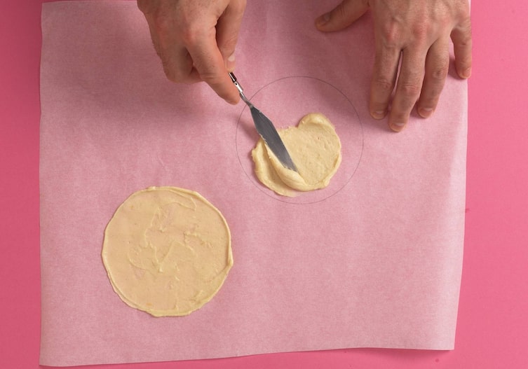 Eisstanitzel, Teig, Malspachtel, Kreis, Backpapier